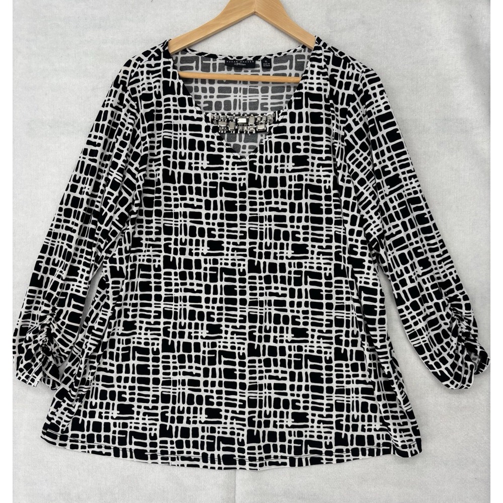 SUSAN GRAVER By ARTISAN Women's XL Liquid Knit Beaded Neck 3/4 Ruched Sleeve B&W